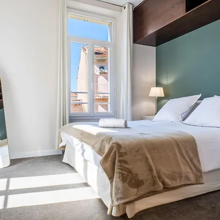 Stylish 1-bedroom Near Beaches & Croisette Apartment
